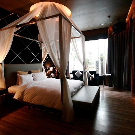 The Yorker Deluxe Motel Taoyuan Dış mekan fotoğraf