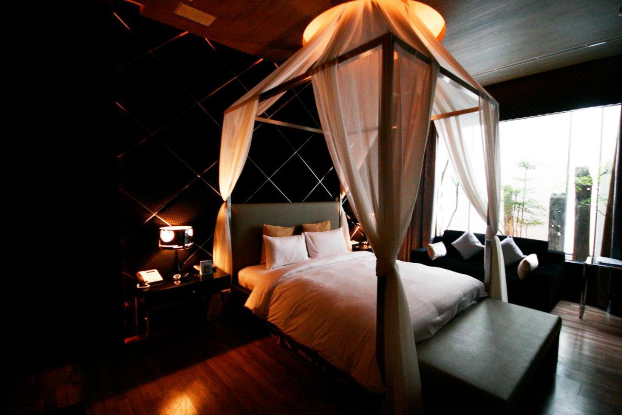 The Yorker Deluxe Motel Taoyuan Dış mekan fotoğraf